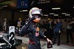 Max Verstappen, Red Bull Racing RB12 celebra su tercera posición en Parc Ferme