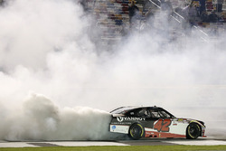 Race winner Alex Bowman, Chip Ganassi Racing Chevrolet