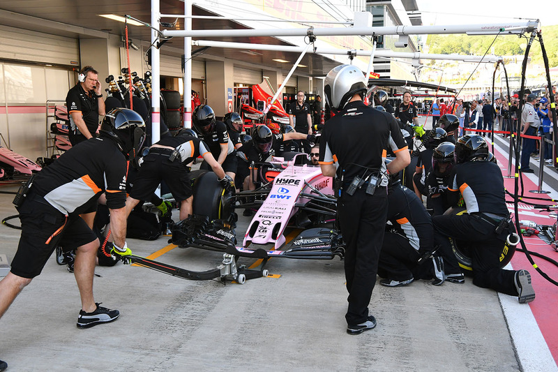 Тренировка пит-стопа Force India