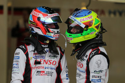Гонщики Toyota Gazoo Racing Хосе Мария Лопес и Майк Конвей