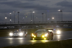 #63 Scuderia Corsa Ferrari 488 GT3: Крістіна Нільсен, Алессандро Бальдзан, Маттео Крессоні, Сем Бьор