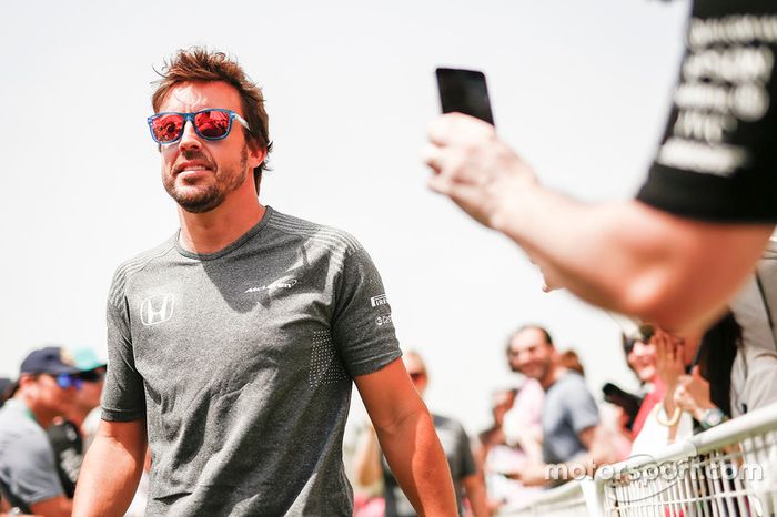 16. Fernando Alonso