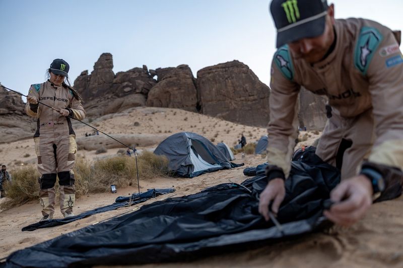 #504 Defender Rally, Defender D7X-R: Sara Price, Sean Berriman 