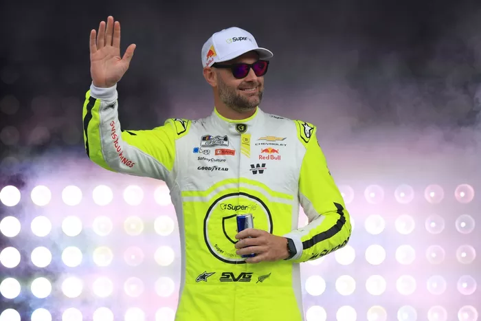 Shane van Gisbergen, Track Running