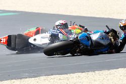 Choque de Jack Miller, Marc VDS, Loris Baz, Avintia Racing, Alvaro Bautista, Aprilia Racing Team Gre
