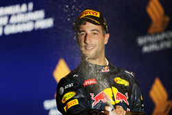 Даніель Ріккардо, Red Bull Racing святкує подіум