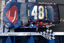 Jimmie Johnson, Hendrick Motorsports Chevrolet, ganador de la carrera