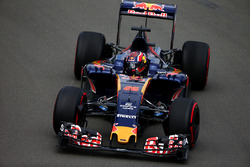 Даниил Квят, Scuderia Toro Rosso STR11