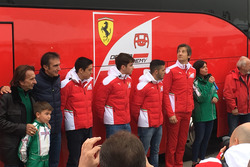 Emerson Fittipaldi, Giuliano Alesi, Charles Leclerc y Massimo Rivola
