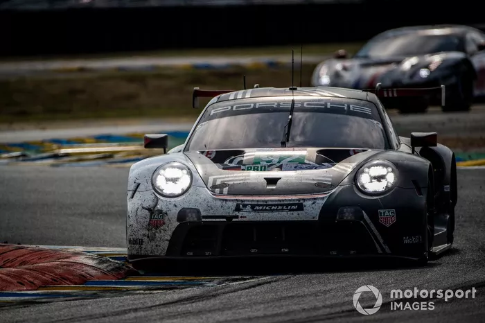 #92 Porsche GT Team Porsche 911 RSR: Michael Christensen, Kevin Estre, Laurens Vanthoor