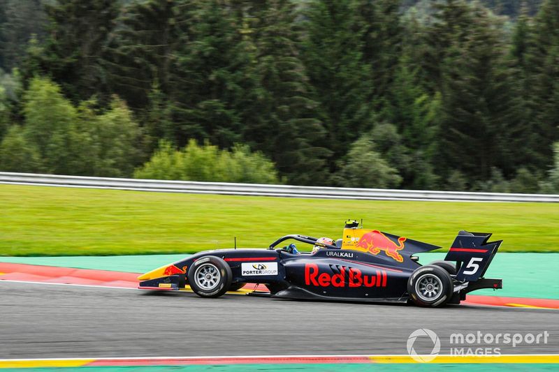 Liam Lawson, Hitech Grand Prix