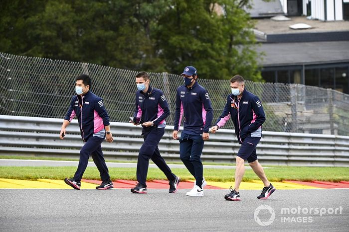 Lance Stroll, Racing Point, recorre la pista de Spa