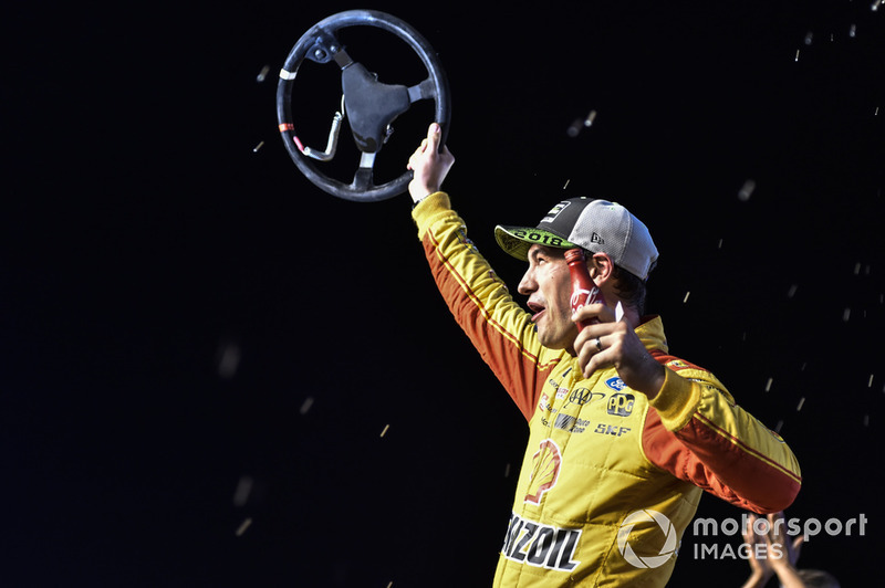 Joey Logano, Team Penske, Ford Fusion Shell Pennzoil