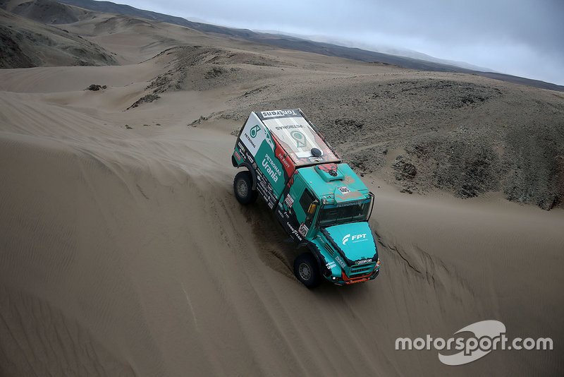 #505 Team De Rooy Iveco: Federico Villagra, Ricardo Torlaschi, Adrian Yacopini
