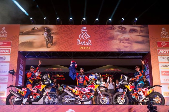Podio: #14 Red Bull KTM Factory Racing KTM: Sam Sunderland, #3 Red Bull KTM Factory Racing KTM: Toby Price, #1 Red Bull KTM Factory Racing KTM: Matthias Walkner