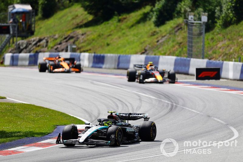 Verstappen Defended, Mercedes Trashed: The Inside Story You Need To See - 8qwu5xb