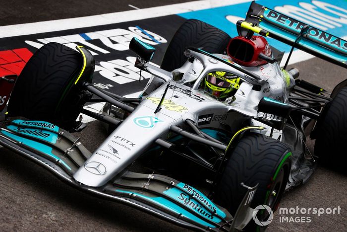 Lewis Hamilton, Mercedes W13