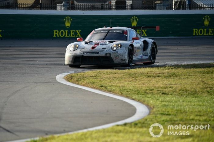 #912 Porsche GT Team Porsche 911 RSR - 19, GTLM: Laurens Vanthoor, Earl Bamber, Mathieu Jaminet