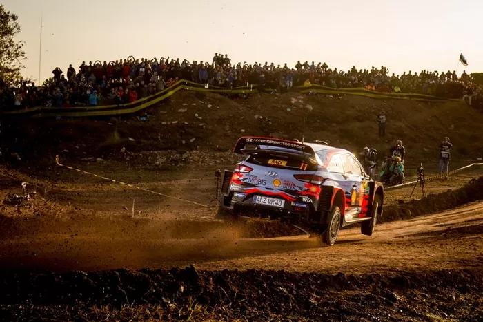 Thierry Neuville, Nicolas Gilsoul, Hyundai Motorsport Hyundai i20 Coupe WRC