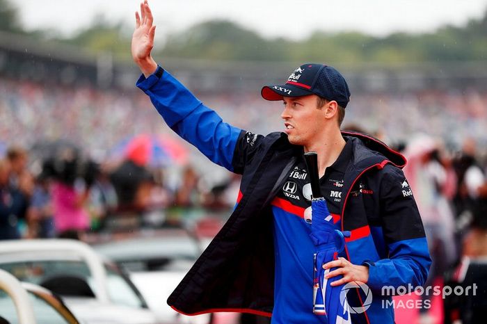 Daniil Kvyat, Toro Rosso en el desfile