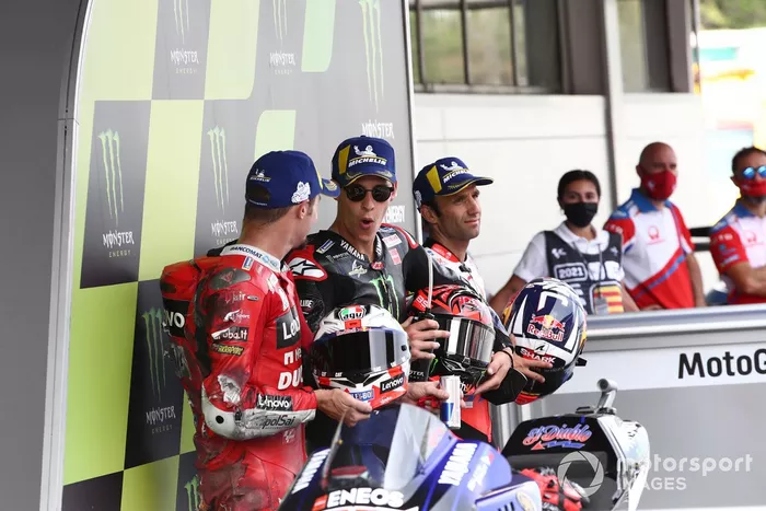 Ganador de la pole Fabio Quartararo, Yamaha Factory Racing, segundo Jack Miller, Ducati Team, tercero Johann Zarco, Pramac Racing 