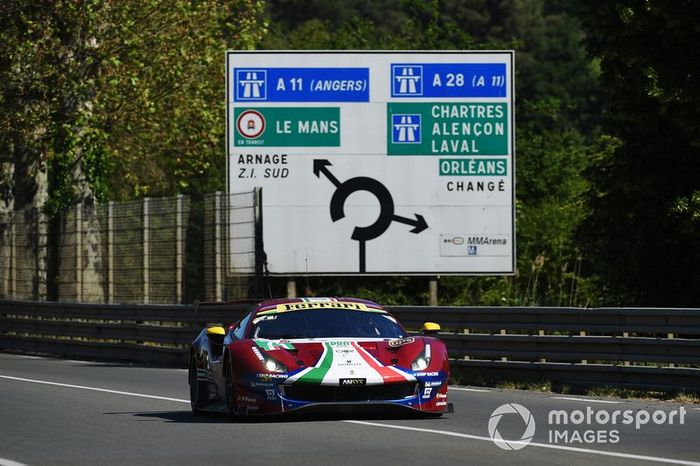 #71 AF Corse Ferrari 488 GTE EVO: Davide Rigon, Sam Bird, Miguel Molina