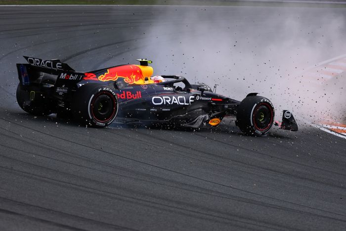 Yuki Tsunoda, accidente en Red Bull Racing

