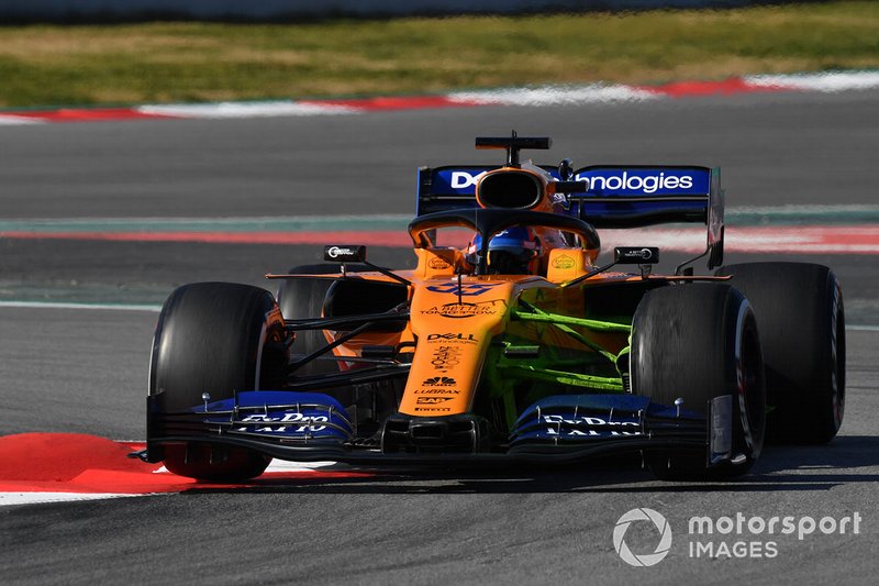 Carlos Sainz Jr., McLaren MCL34 with aero paint on front suspension