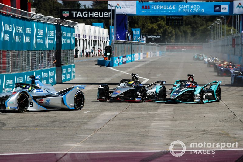 Felipe Massa, Venturi Formula E, Venturi VFE05, Oliver Rowland, Nissan e.Dams, Nissan IMO1, who battles with Mitch Evans, Jaguar Racing, Jaguar I-Type 3