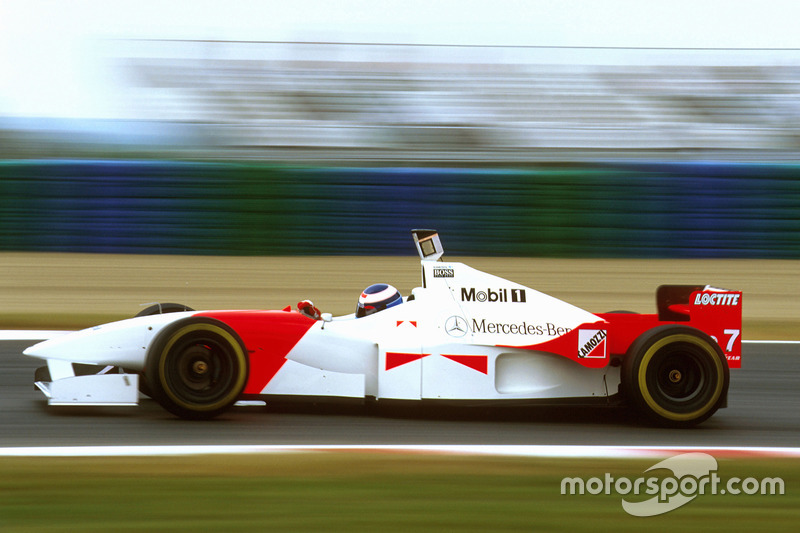 McLaren на Гран При Франции-1996: команда скрыла рекламу Marlboro точно так же, как Ferrari