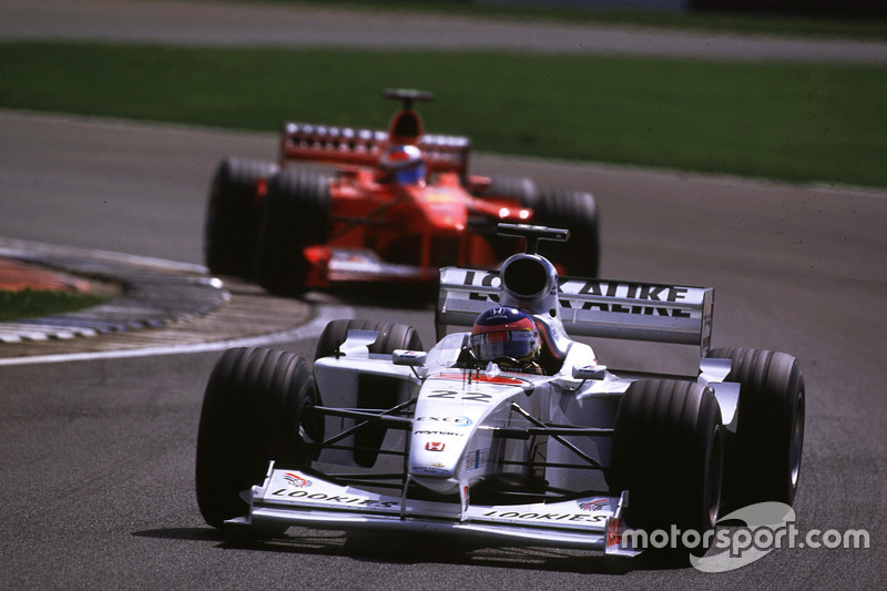 Jacques Villeneuve, BAR y Michael Schumacher, Ferrari