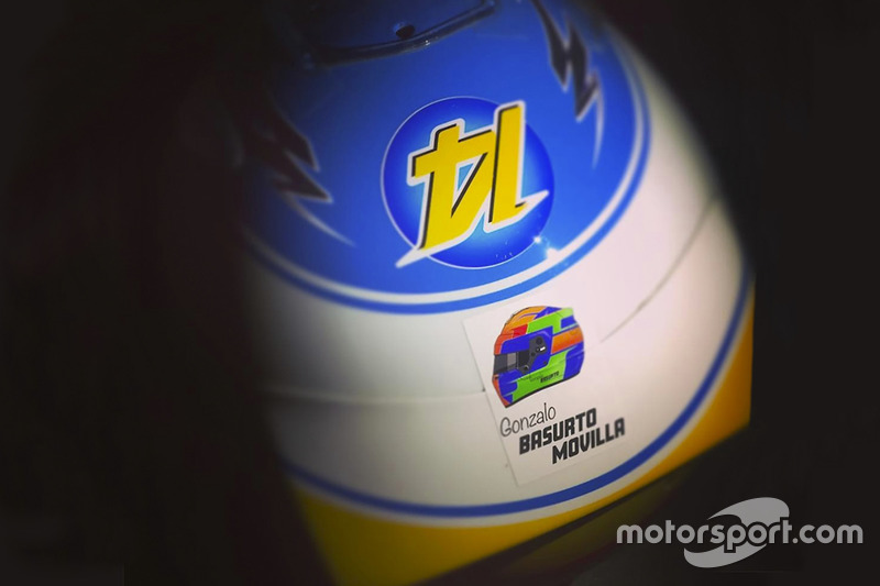 Casque spécial de Fernando Alonso, McLaren, en hommage à Gonzalo Basurto Movilla