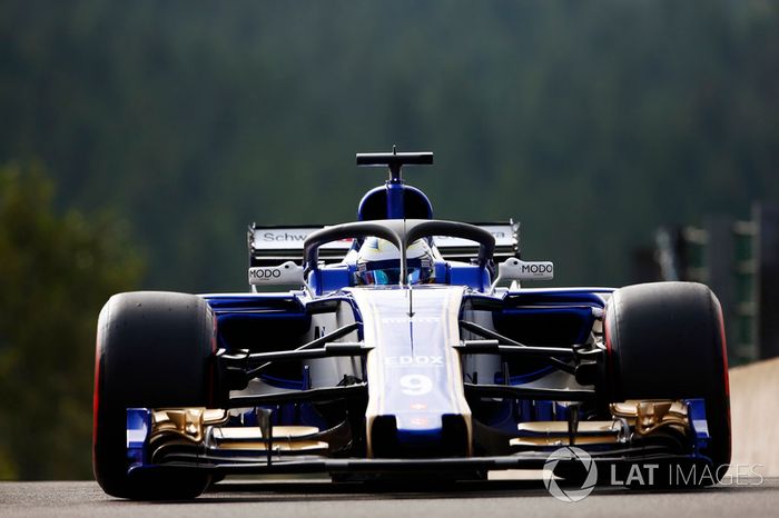 Marcus Ericsson, Sauber C36,  con el Halo