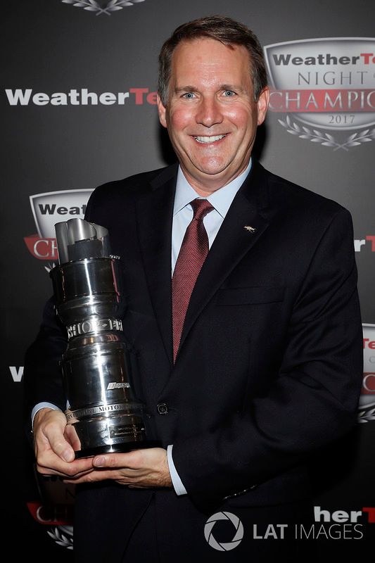Mark Kent de Chevrolet con GTLM Trofeo de fabricantes