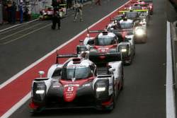#8 Toyota Gazoo Racing Toyota TS050 Hybrid: Anthony Davidson, Sébastien Buemi, Kazuki Nakajima, #9 Toyota Gazoo Racing Toyota TS050 Hybrid: Stéphane Sarrazin, Yuji Kunimoto, Nicolas Lapierre