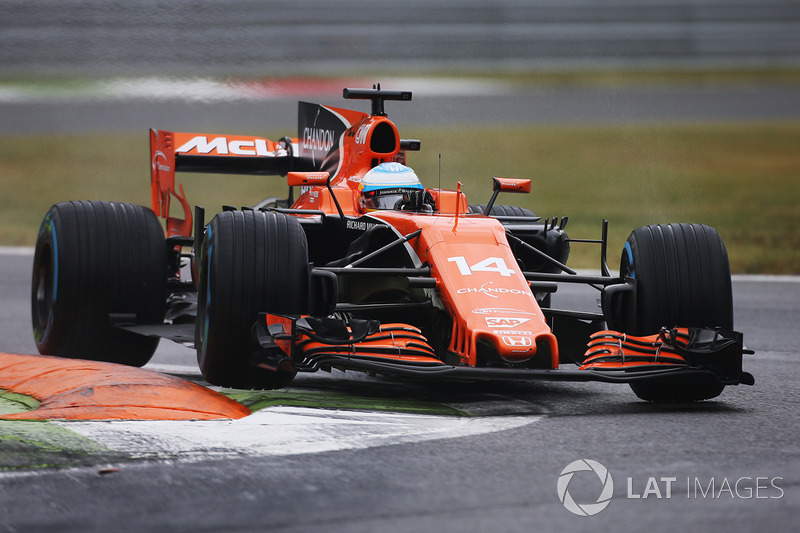 15. Фернандо Алонсо, McLaren MCL32 -10