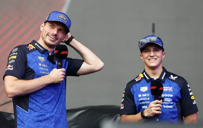 Max Verstappen, Red Bull Racing, Isack Hadjar, Red Bull Racing