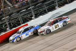 Brad Keselowski, Team Penske, Ford; Ryan Blaney, Wood Brothers Racing, Ford