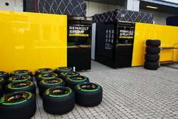 Pirelli tyres for Renault Sport F1 Team