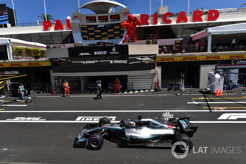 Lewis Hamilton, Mercedes-AMG F1 W09