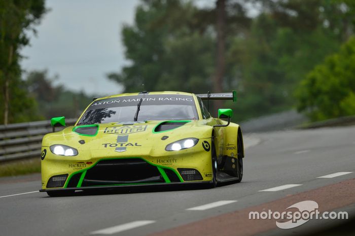 #97 Aston Martin Racing Aston Martin Vantage AMR: Alex Lynn, Maxime Martin, Jonathan Adams