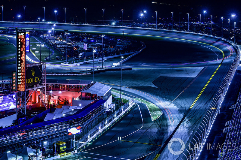 Track overview, atmosphere