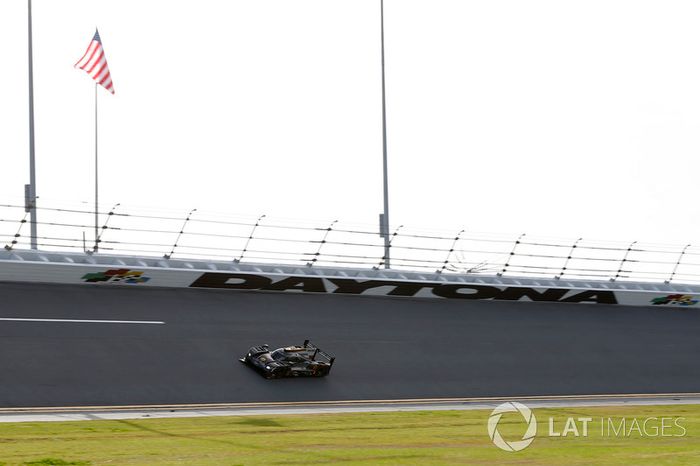 #5 Action Express Racing Cadillac DPi: Joao Barbosa, Filipe Albuquerque, Christian Fittipaldi