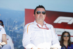 Eric Boullier, director de carreras, McLaren, en el escenario