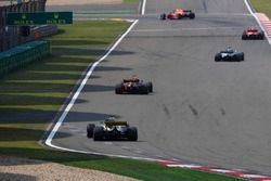 Kimi Raikkonen, Ferrari SF71H, Lewis Hamilton, Mercedes AMG F1 W09, Daniel Ricciardo, Red Bull Racing RB14 Tag Heuer, and Nico Hulkenberg, Renault Sport F1 Team R.S. 18