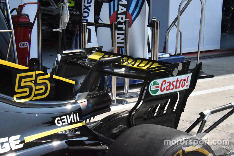 Заднее крыло Renault RS18