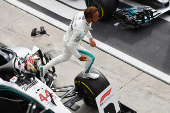 Race winner Lewis Hamilton, Mercedes AMG F1 W09 celebrates in parc ferme