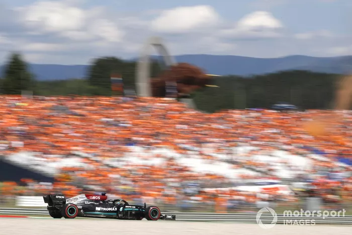 Lewis Hamilton, Mercedes W12