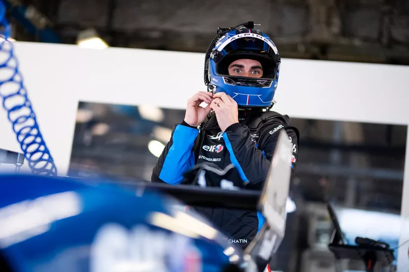 #35 Alpine Endurance Team Alpine A424: Paul-Loup Chatin