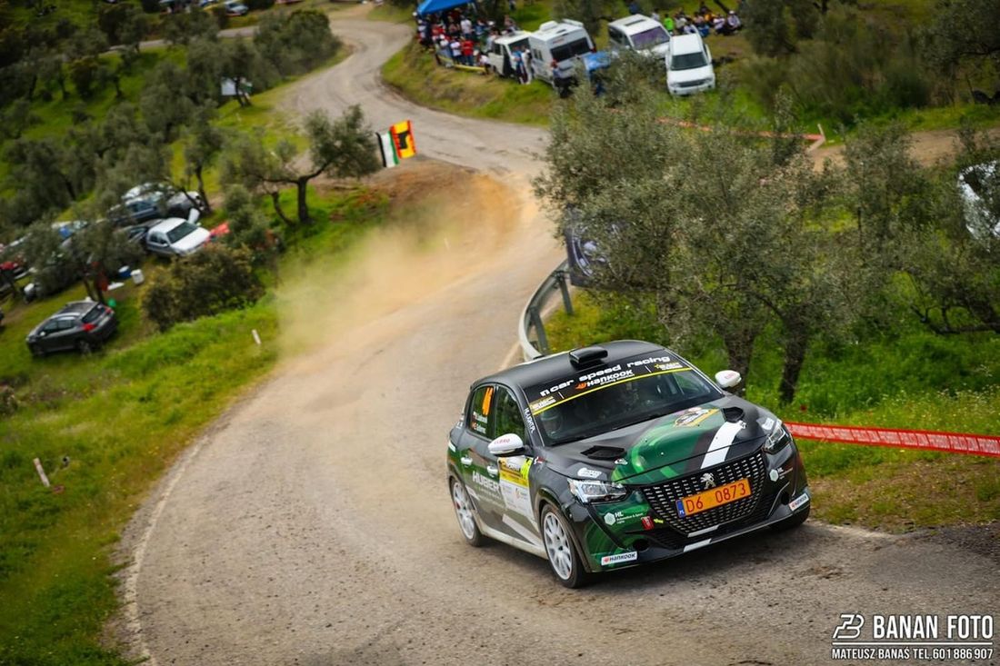 Hubert Laskowski, Esther Gutierrez, Peugeot 208 Rally4